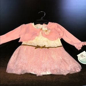 Nannette baby 6/9 month pink/white/gold outfit